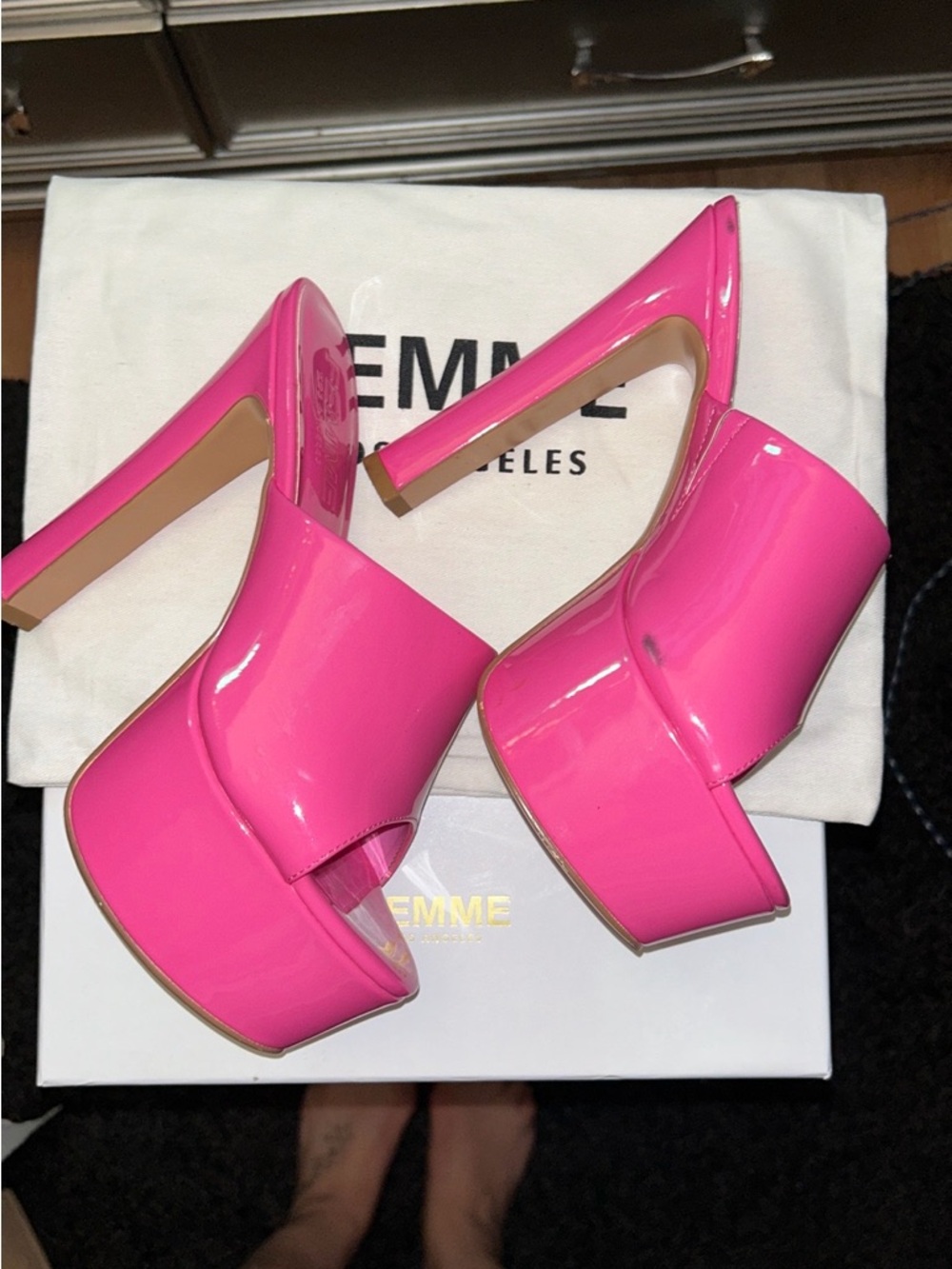 Femme Los Angeles Hot Pink Patent Platform Mules